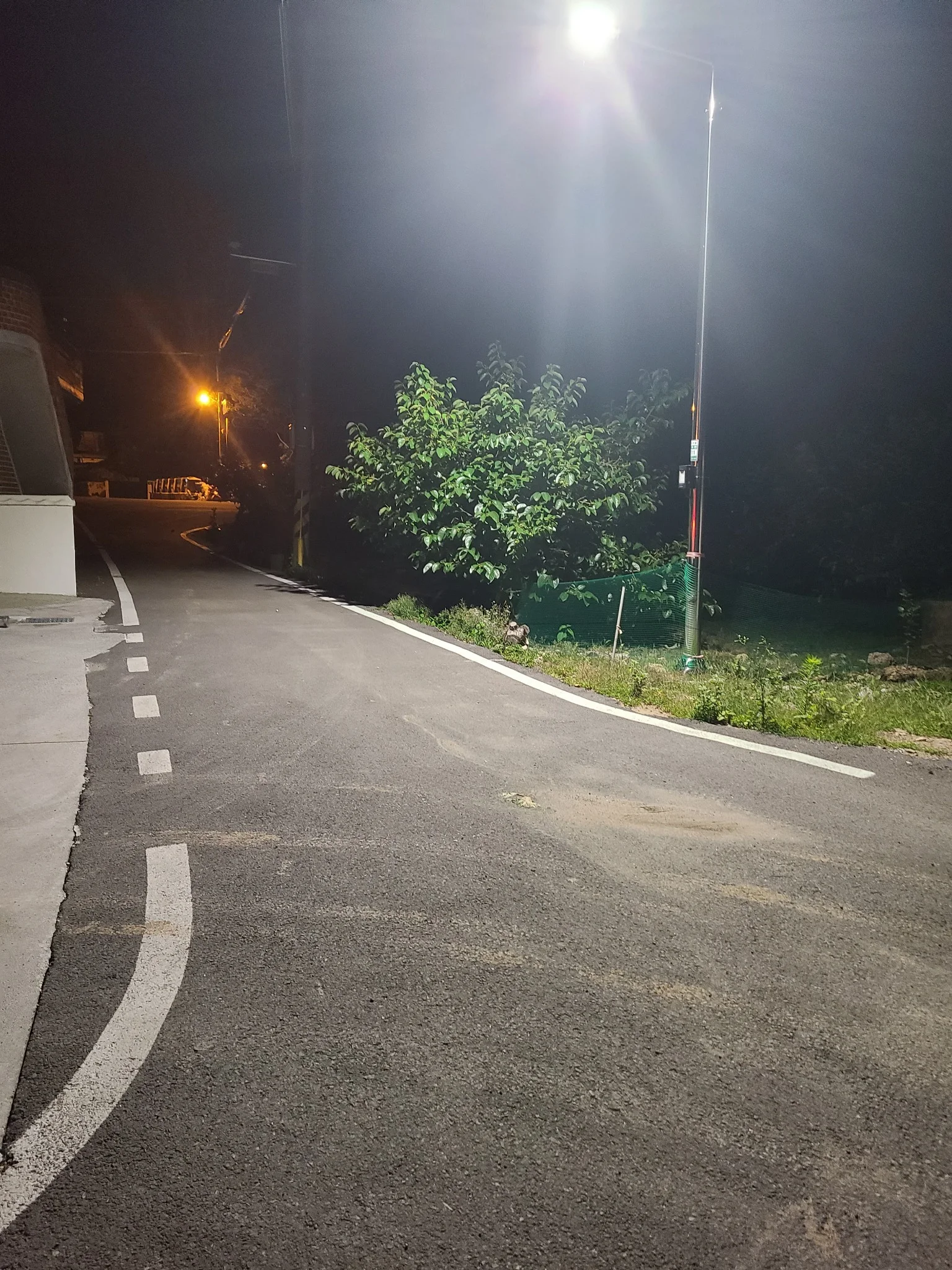HBS-50C L+ 보안등 설치 사례 2